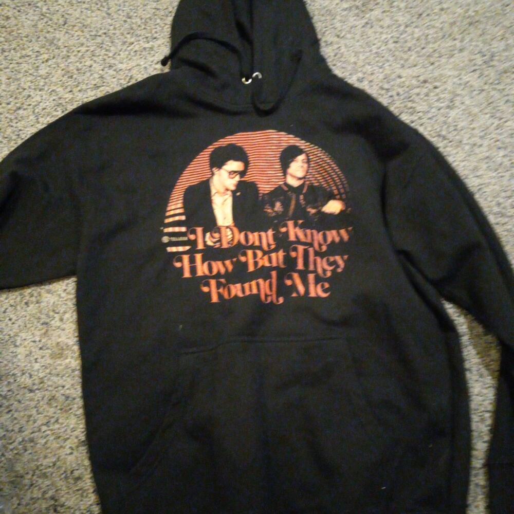 IDKH Tour Hoodie